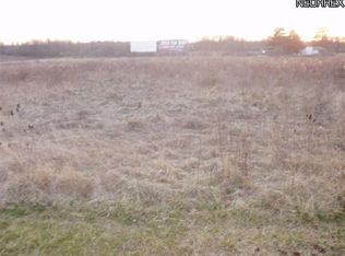 2128 E County Line Rd, Mineral Ridge, OH 44440