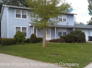 1298 Dolen Pl, Iowa City, IA 52246