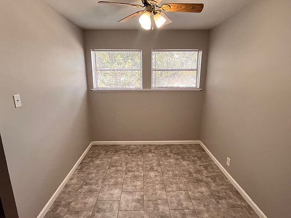 4th image of 211 Jefferson Dr #4