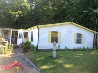 7570 Oak Bay Rd, Port Ludlow, WA 98365