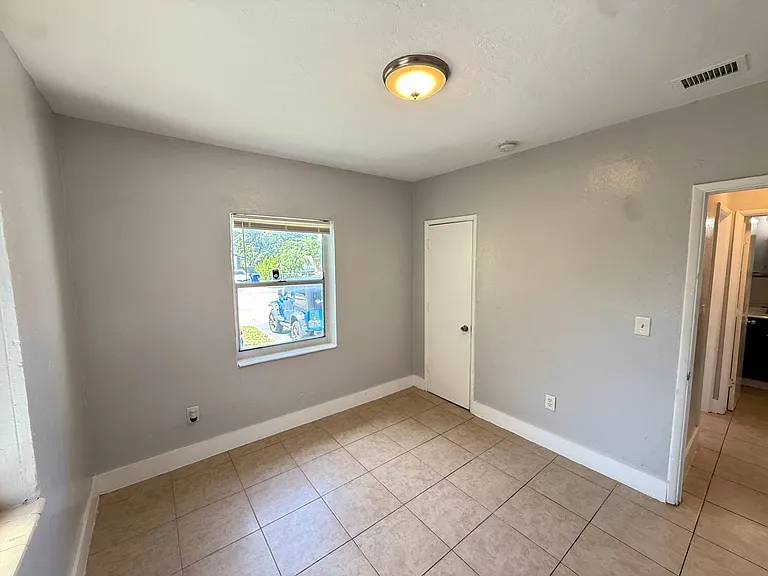 1467 NW 53rd St #1 — Photo 24