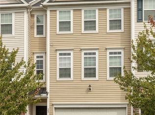 23 Truman Cir, Mc Kees Rocks, PA 15136