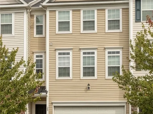 23 Truman Cir, Mc Kees Rocks, PA 15136