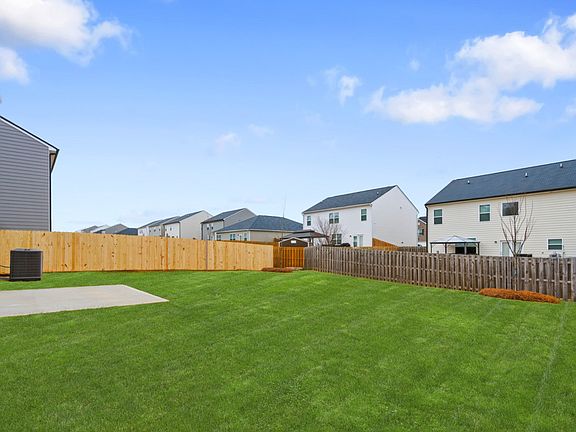 3rd image of 655 Whitman Ln