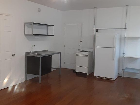 3rd image of 7120 Indian Creek Dr #E