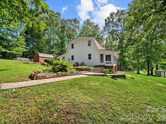 3rd image of 371 Patton Valley Dr