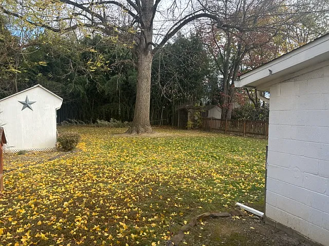 1810 Chatham Dr — Photo 19