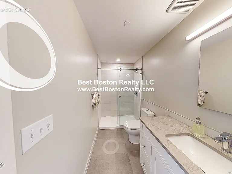 386 Harvard St — Photo 11