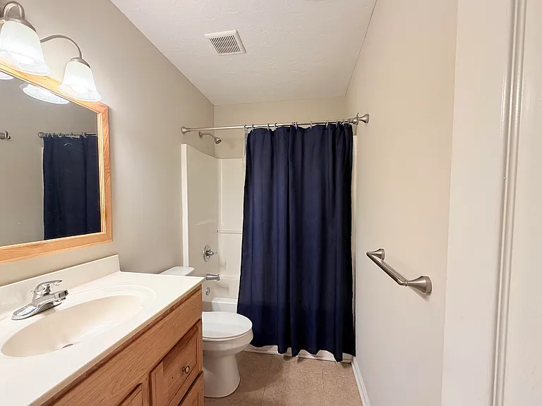 520 Skyview Ln — Photo 12