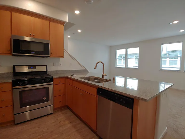 1879 Dobbin Dr — Photo 5