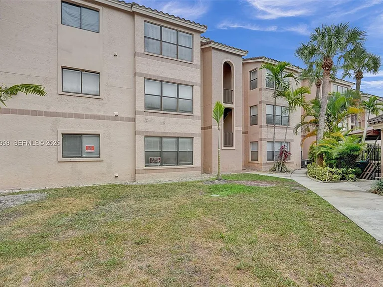 2866 S University Dr #5107 — Photo 3