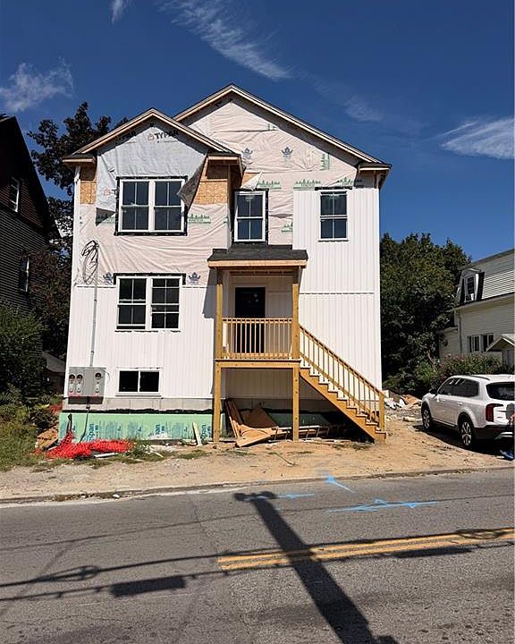 1st image of 27 Carter St