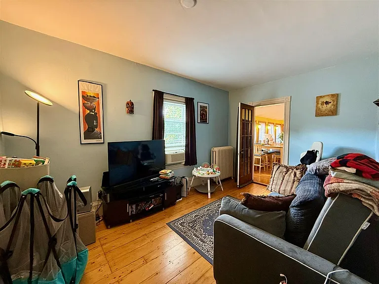 27 Hillsdale Rd #1 — Photo 6