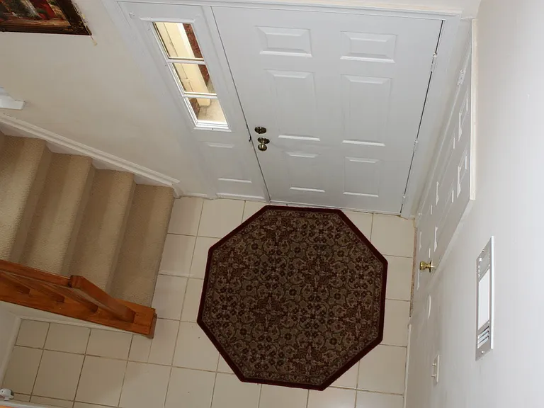 44 Whitby Cir #44 — Photo 5
