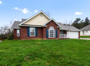 231 Creek Stone Ln, Knoxville, TN 37924