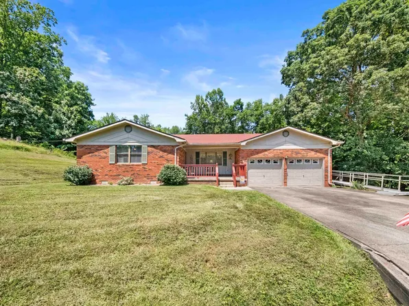 159 E Cretcher St, Grayson, KY 41143