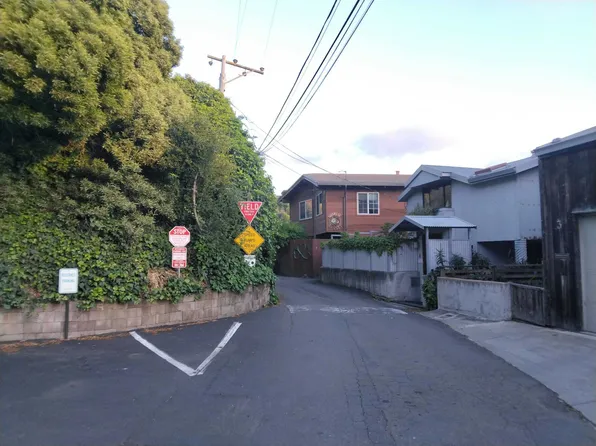 26 Sandy Beach Rd, Vallejo, CA 94590