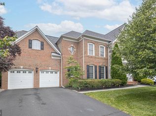 405 Hoffman Rd, Harleysville, PA 19438