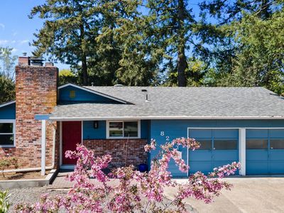 8231 SW Capitol Hwy, Portland, OR, 97219