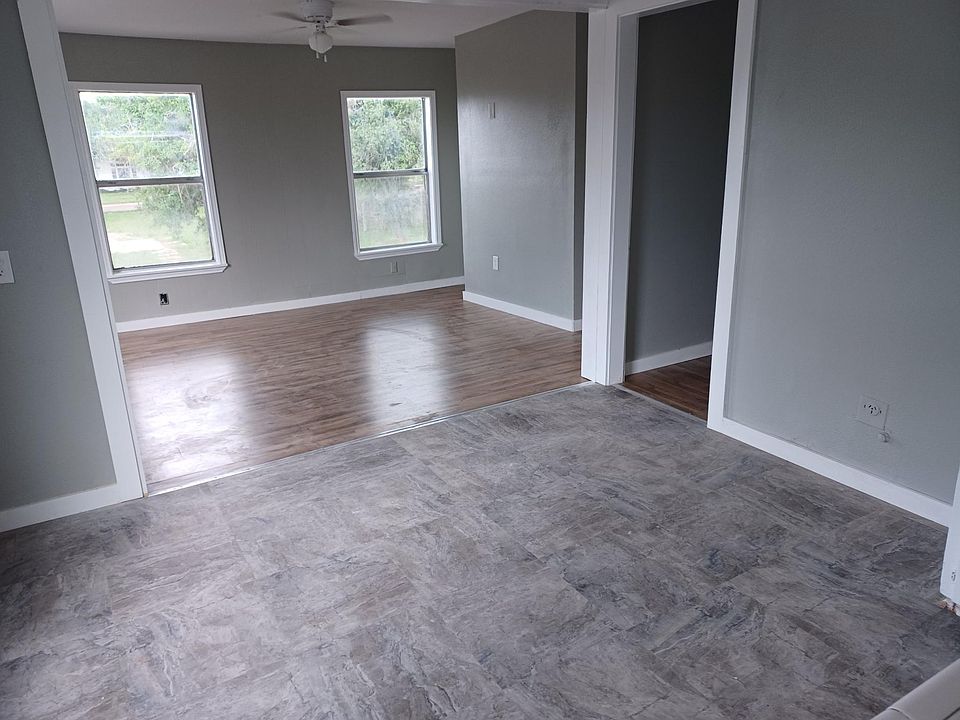 1st image of 502 E Lott Ave #Up