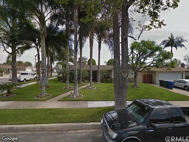 1st image of 1028 N Gardenia Ave