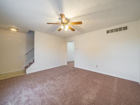 5th image of 109 Arrowhead Dr