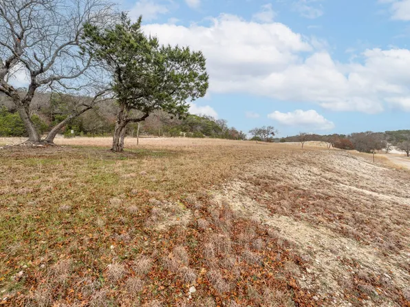 N Ave W #10 & 11, Clifton, TX 76634