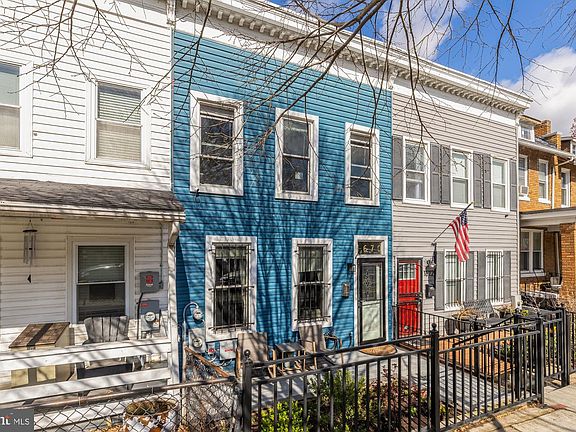 3rd image of 1670 Montello Ave NE