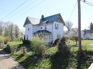 404 S Main St, Washington Ch, OH 43160