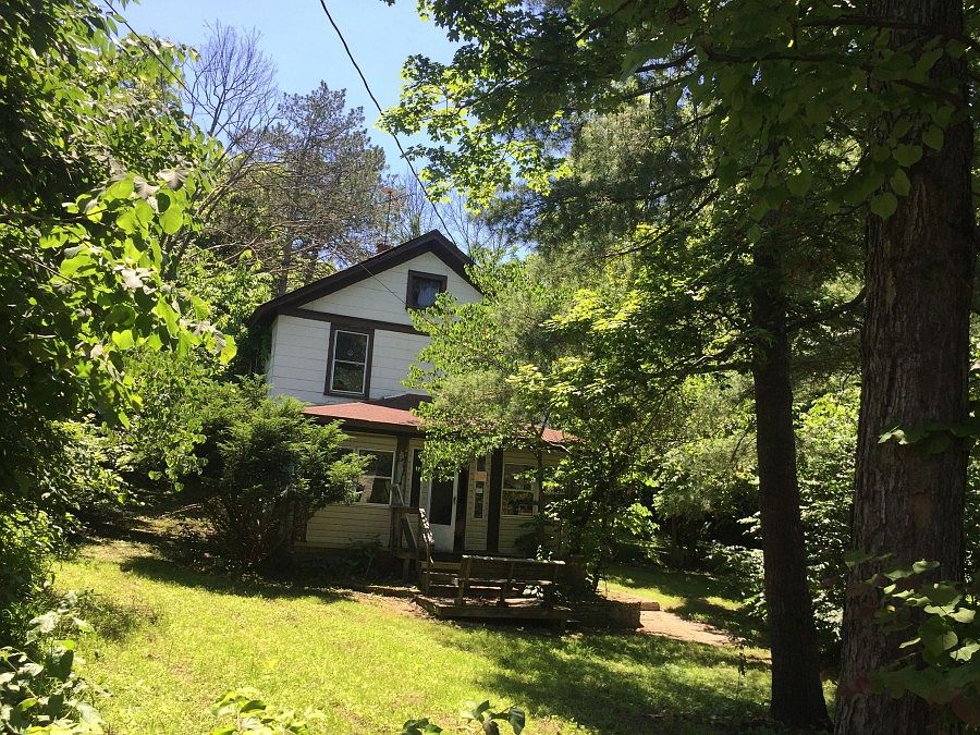 1st image of 527 Asbury Ave