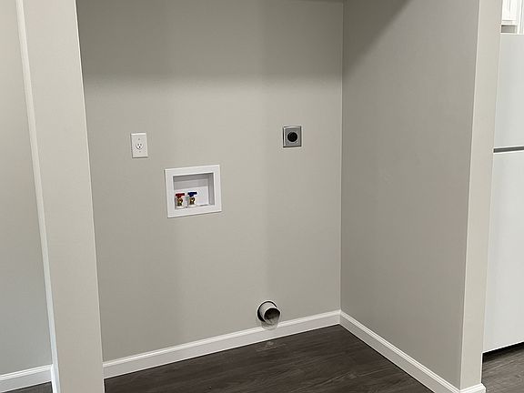3rd image of 300 S Bismark Ave #2