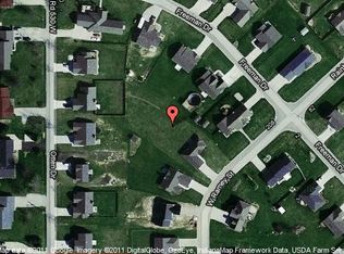 1155 Dolsen St, Frankfort, IN 46041