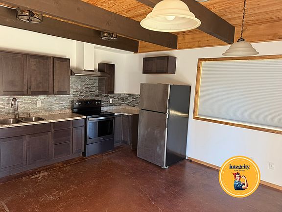 3rd image of 63459 Council Rd