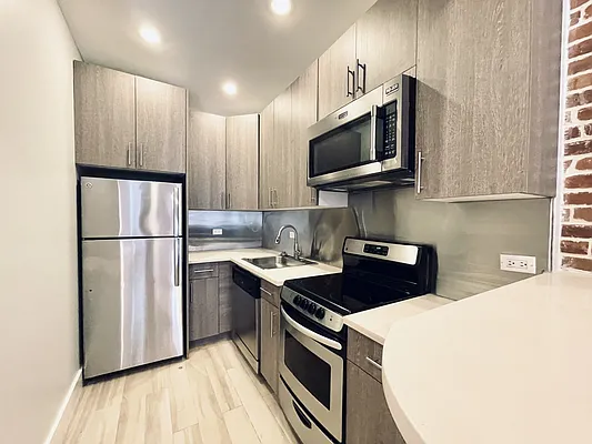 Rented by Douglas Elliman | media 6