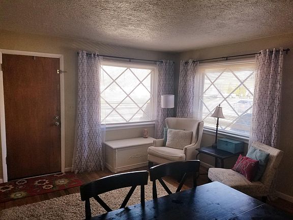 3rd image of 449 Highland Dr