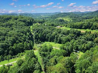 1334 Becky Town Rd, Clarksburg, WV 26301