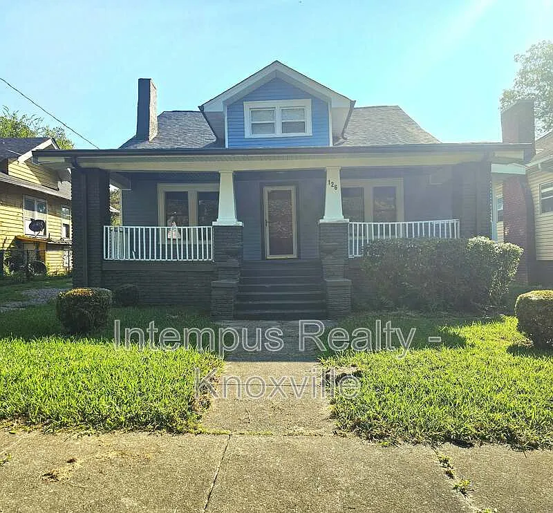 6 bed, 3.0 bath, 1636 sqft, $2,500 — Photo 1