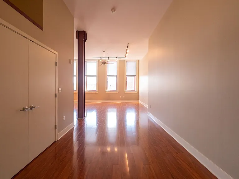 Fifth Avenue School Lofts — Photo 5