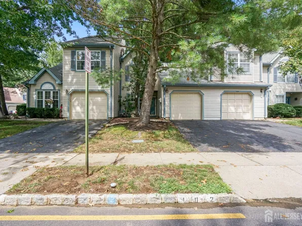 102 Rumford Way, Manalapan, NJ 07726
