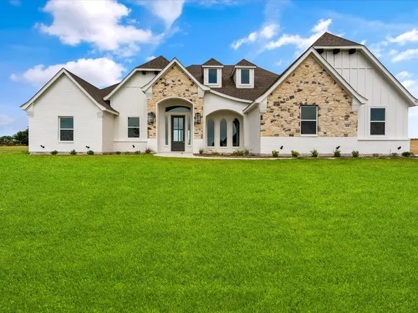 468 Red Bird Dr, Springtown, TX 76082