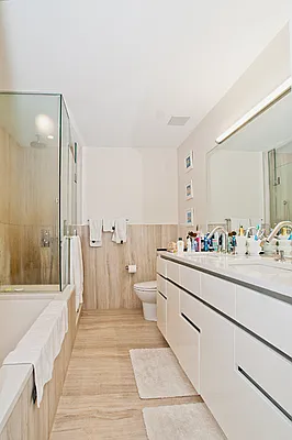 Rented by Bold New York | media 24