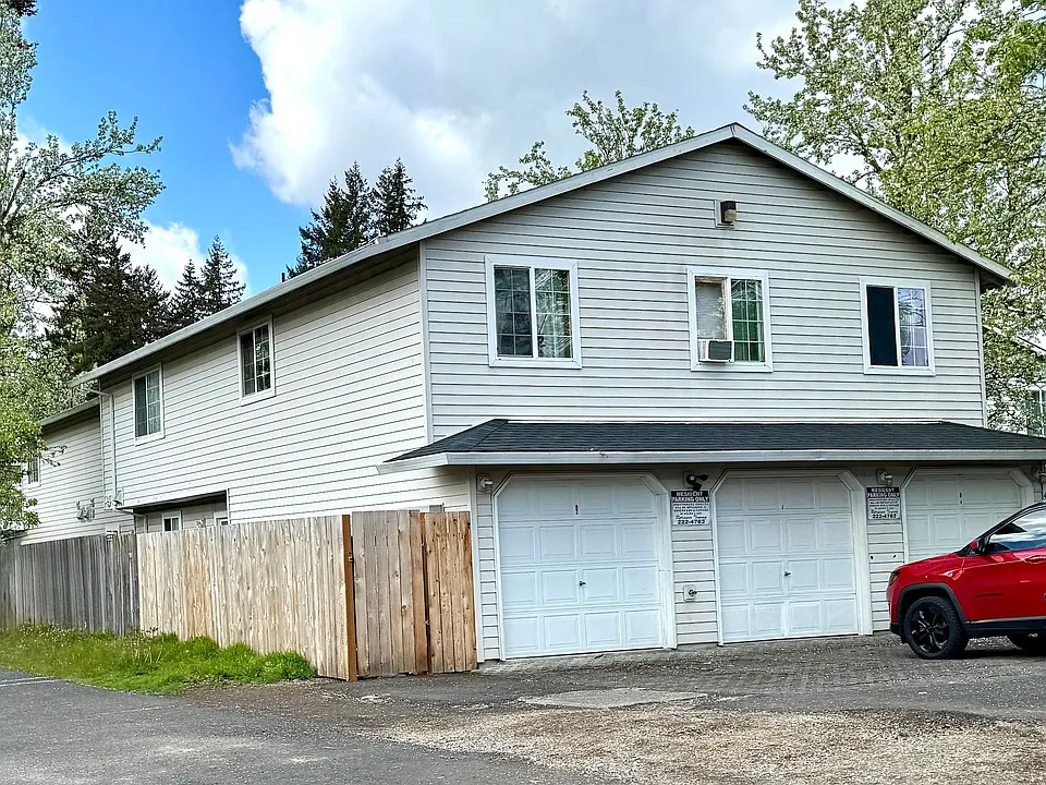 423 SE 143rd Avenue
