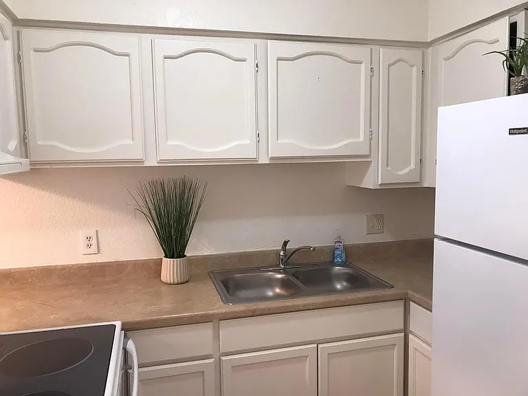 1635 S Winchester Rd #2 — Photo 8