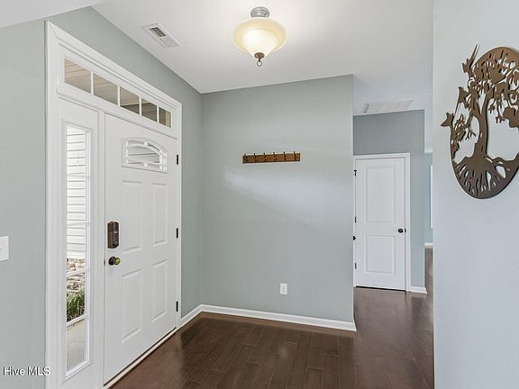 3rd image of 630 Heartwood Drive