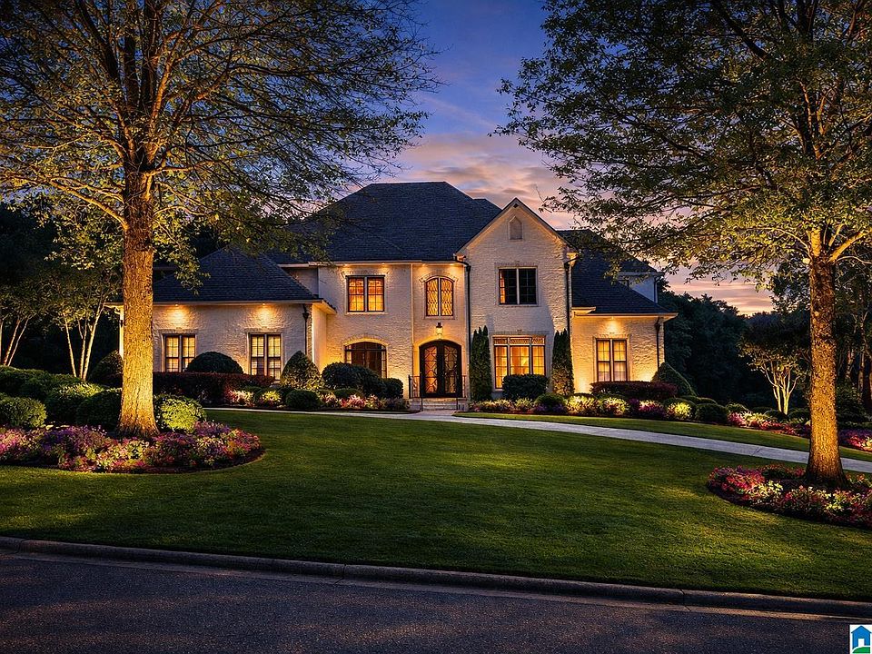 1st image of 1061 Legacy Dr