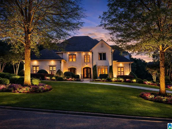 1061 Legacy Dr, Birmingham, AL 35242