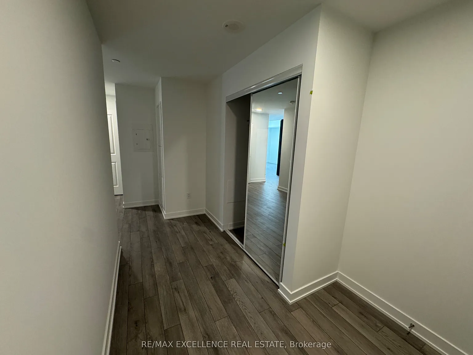 2 bed, $2,400 — Photo 2