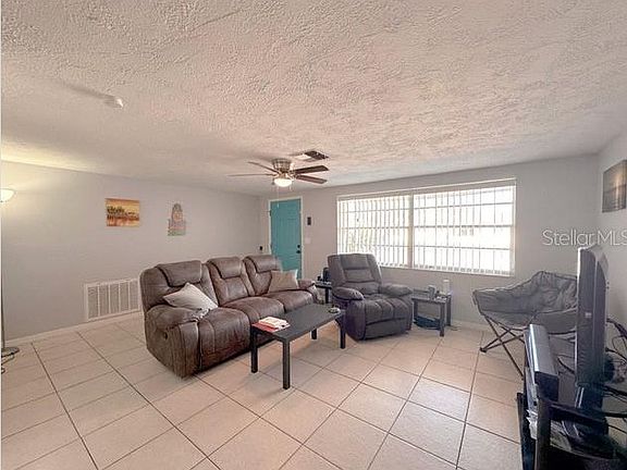 3rd image of 7924 Halsey Dr