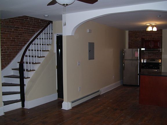 3rd image of 293 Dr Martin Luther King Jr Blvd APT 2
