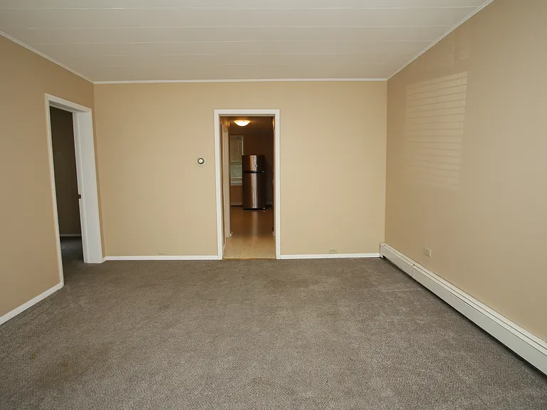 31 Willow St — Photo 3